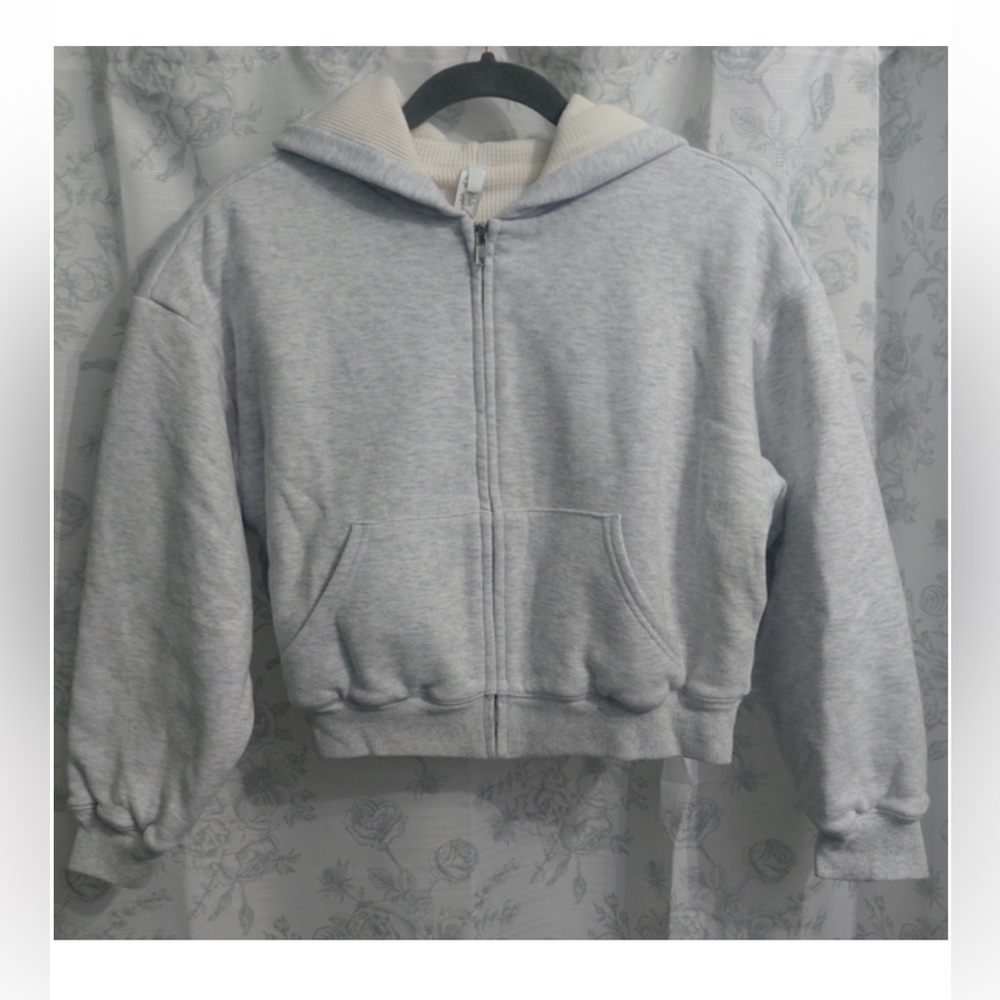 Skims Cotton Fleece Waffle Lined Cropped Zip Up Hoodie Light Heather Grey size L - Picture 3 of 5